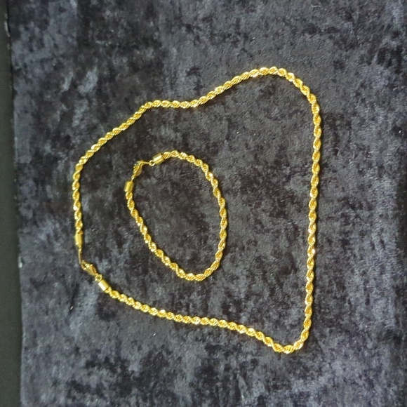 Koret Gold Tone Rope Chain Necklace & Bracelet Set - Picture 2 of 7